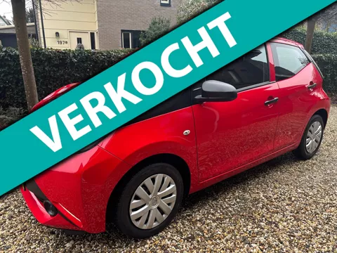 Toyota Aygo 1.0 VVT-i x-fun | NIEUWE APK | AIRCO | 5 DEURS |