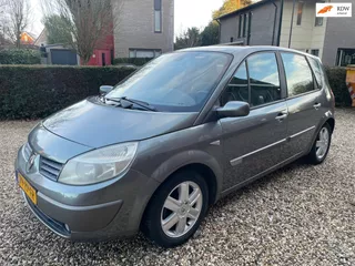 Renault Sc&eacute;nic 2.0-16V Privil&egrave;ge Luxe pano