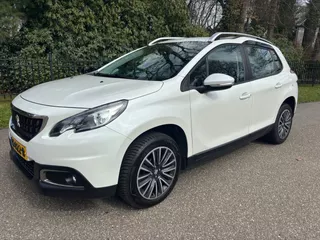 Peugeot 2008 1.2 PureTech Blue Lion