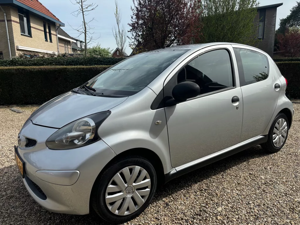 Toyota Aygo 1.0-12V