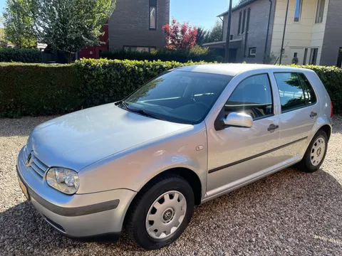 Volkswagen Golf 1.6-16V Volkswagen Golf 1.6-16V
